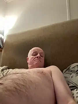 Snapshot of locallad88 chatting on 02.24.25 locallad88 online show from 02.24.25