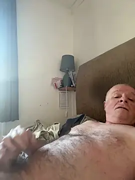 Snapshot of locallad88 chatting on 03.16.25 locallad88 online show from 03.16.25