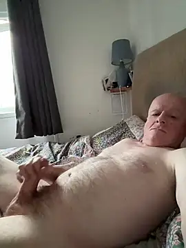 Snapshot of locallad88 chatting on 10.08.25 locallad88 online show from 10.08.25