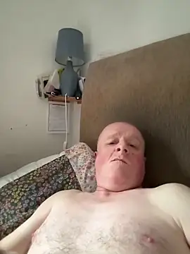 Snapshot of locallad88 chatting on 10.16.25 locallad88 online show from 10.16.25