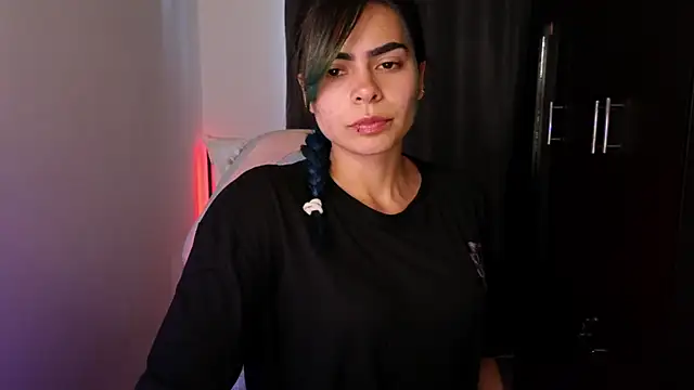 Snapshot of sexyladyy_ chatting on 09.10.25 sexyladyy online show from 09.10.25