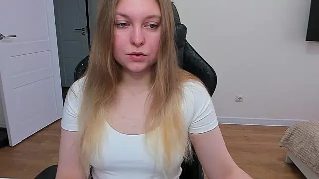 Snapshot of stacy_miracle chatting on 02.05.26 stacy miracle online show from 02.05.26