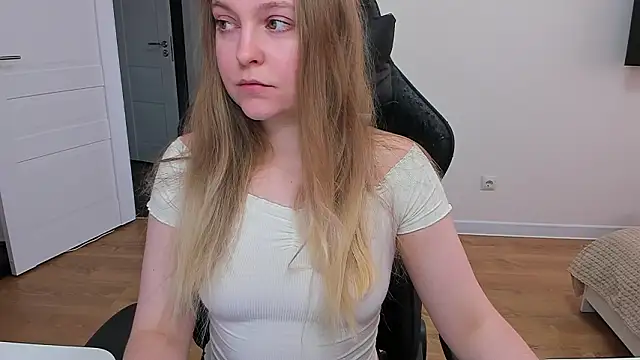 Snapshot of stacy_miracle chatting on 02.24.26 stacy miracle online show from 02.24.26