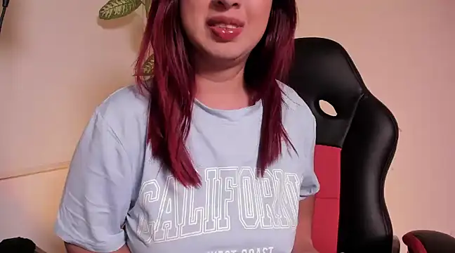 madelaine blosson online show from 01.23.25