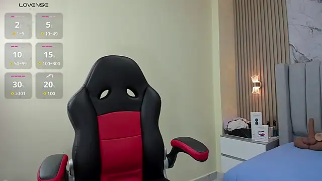 MAGIEVANS1 online show from 02.07.25