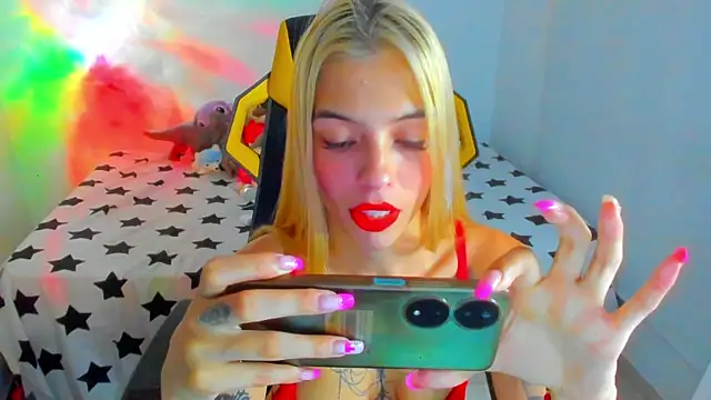 Snapshot of barbiee_05 chatting on 03.22.26 barbiee 05 online show from 03.22.26