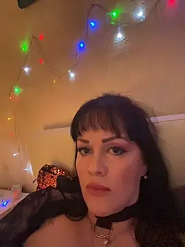 Lolaley2 online show from 03.12.25