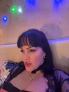 Lolaley2 online show from 03.13.25