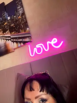 Lolaley2 online show from 10.08.25