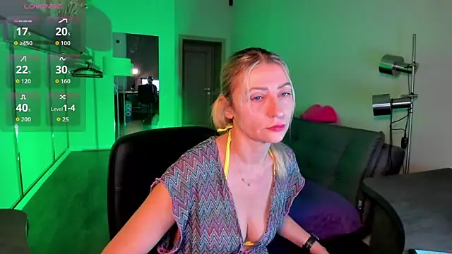 ZoeGrant online show from 02.03.26