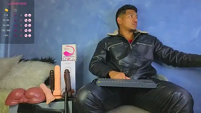 TomLover 12 online show from 07.05.26