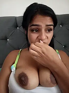 AnnRosse18 online show from 02.08.25