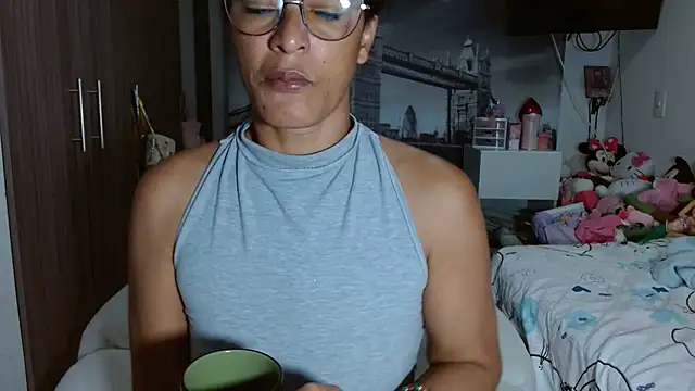 kateleyagrey online show from 12.20.24