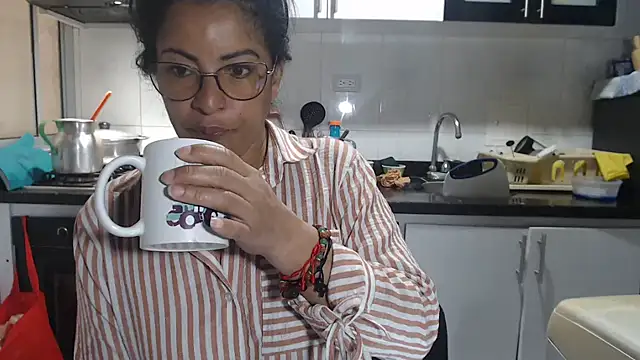 kateleyagrey online show from 09.28.25