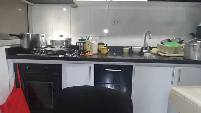 kateleyagrey online show from 10.08.25