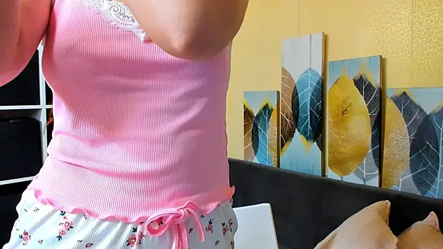 Snapshot of OBabyDoll chatting on 12.14.25 OBabyDoll online show from 12.14.25