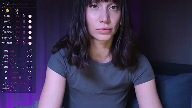 Alice Wonders online show from 10.25.25