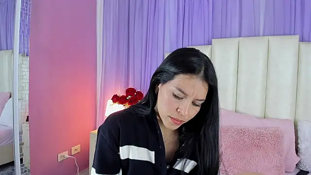 Snapshot of lulumars chatting on 12.24.24 lulumars online show from 12.24.24