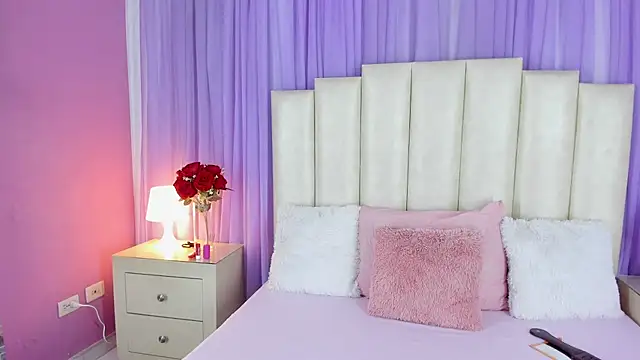 Snapshot of lulumars chatting on 01.03.25 lulumars online show from 01.03.25