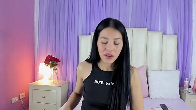 Snapshot of lulumars chatting on 01.13.25 lulumars online show from 01.13.25