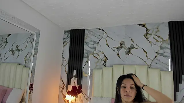 Snapshot of lulumars chatting on 02.12.25 lulumars online show from 02.12.25