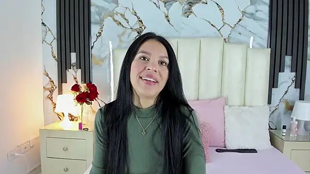 Snapshot of lulumars chatting on 03.22.25 lulumars online show from 03.22.25