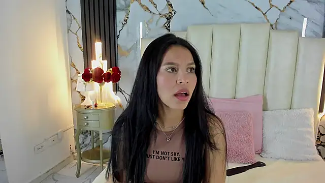 Snapshot of lulumars chatting on 10.04.25 lulumars online show from 10.04.25