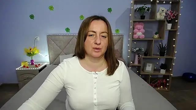 Snapshot of Abby_Taylorr chatting on 03.21.25 Abby Taylorr online show from 03.21.25