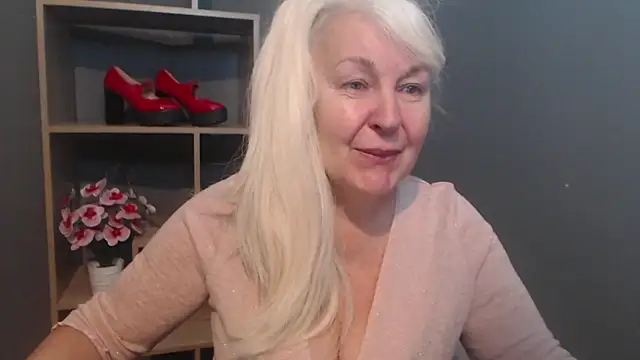 BlondyLeeBest online show from 02.22.26