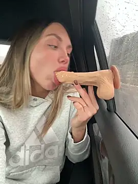 AngelinaMoore online show from 03.05.25