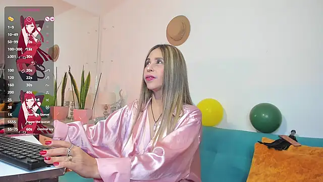 Victoria Jonness online show from 03.18.25