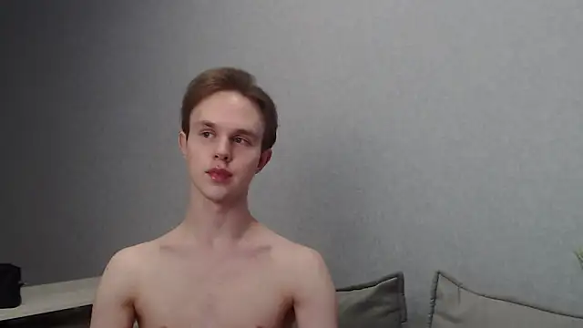 Snapshot of MartinMendez chatting on 02.01.25 MartinMendez online show from 02.01.25