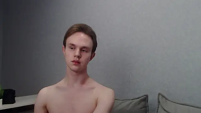 Snapshot of MartinMendez chatting on 02.01.25 MartinMendez online show from 02.01.25