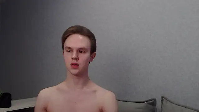 Snapshot of MartinMendez chatting on 02.05.25 MartinMendez online show from 02.05.25