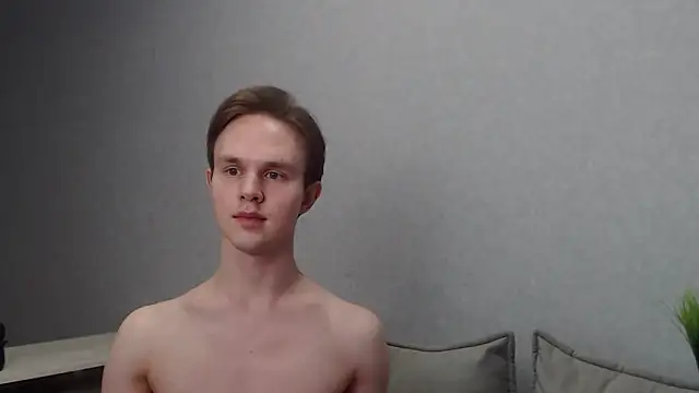 Snapshot of MartinMendez chatting on 02.05.25 MartinMendez online show from 02.05.25