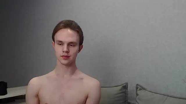 Snapshot of MartinMendez chatting on 02.06.25 MartinMendez online show from 02.06.25