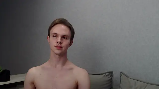 Snapshot of MartinMendez chatting on 02.06.25 MartinMendez online show from 02.06.25