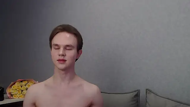 Snapshot of MartinMendez chatting on 02.15.25 MartinMendez online show from 02.15.25