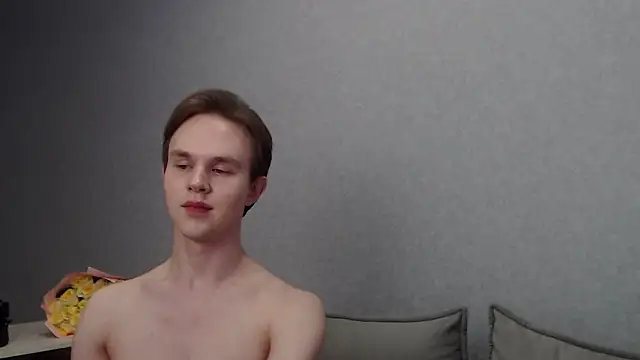 Snapshot of MartinMendez chatting on 02.15.25 MartinMendez online show from 02.15.25