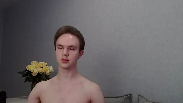 Snapshot of MartinMendez chatting on 02.16.25 MartinMendez online show from 02.16.25