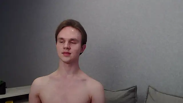 Snapshot of MartinMendez chatting on 02.18.25 MartinMendez online show from 02.18.25