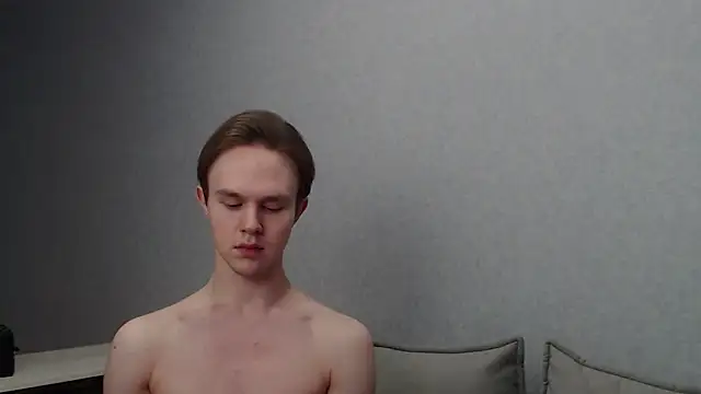 Snapshot of MartinMendez chatting on 02.23.25 MartinMendez online show from 02.23.25