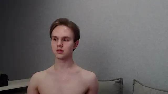 Snapshot of MartinMendez chatting on 02.26.25 MartinMendez online show from 02.26.25