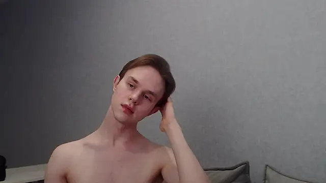 Snapshot of MartinMendez chatting on 03.01.25 MartinMendez online show from 03.01.25