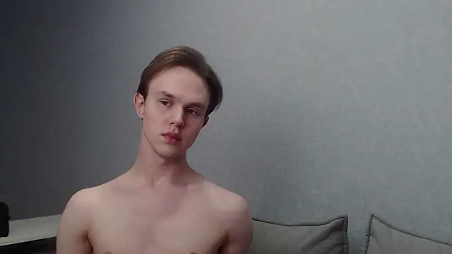 Snapshot of MartinMendez chatting on 03.01.25 MartinMendez online show from 03.01.25