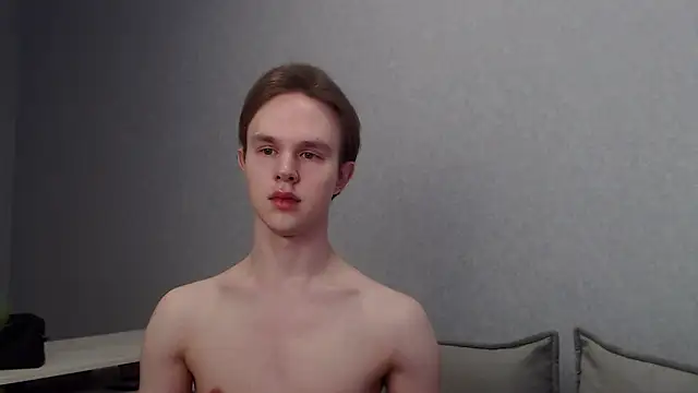 Snapshot of MartinMendez chatting on 03.04.25 MartinMendez online show from 03.04.25