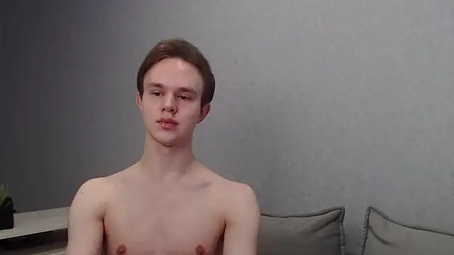 Snapshot of MartinMendez chatting on 03.09.25 MartinMendez online show from 03.09.25