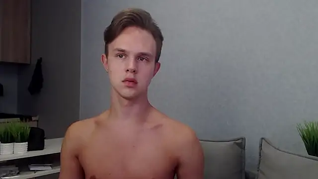 Snapshot of MartinMendez chatting on 09.12.25 MartinMendez online show from 09.12.25