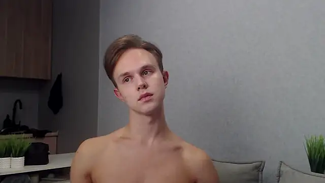 Snapshot of MartinMendez chatting on 10.12.25 MartinMendez online show from 10.12.25