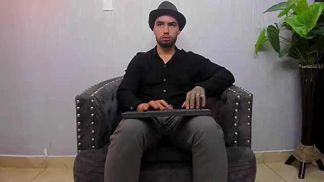 matteosantos online show from 02.28.25